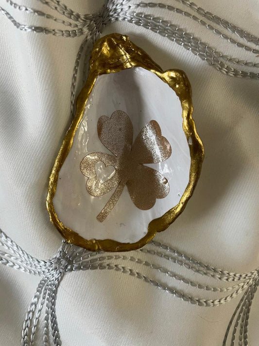 Oyster Shell Four Leaf Clover
