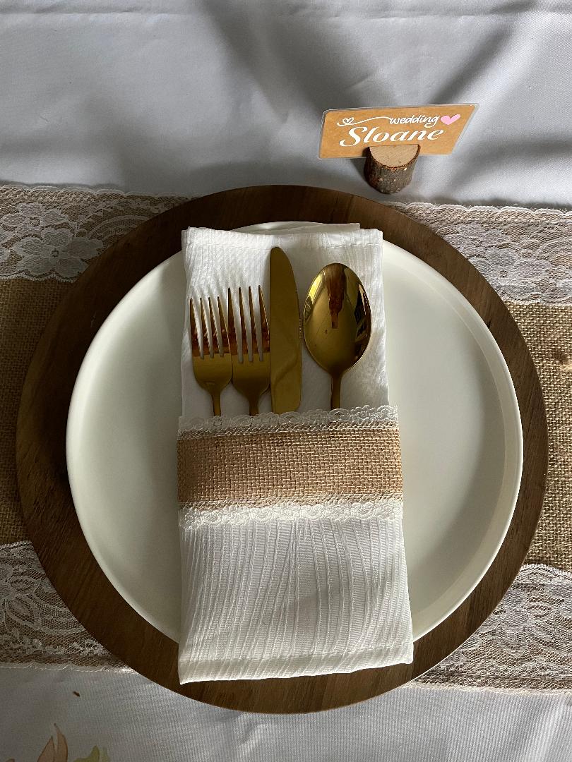 Napkin with Burlap and Lace Band