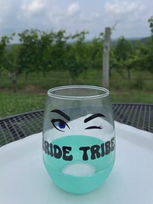 Customized Wine Glasses FAVORS