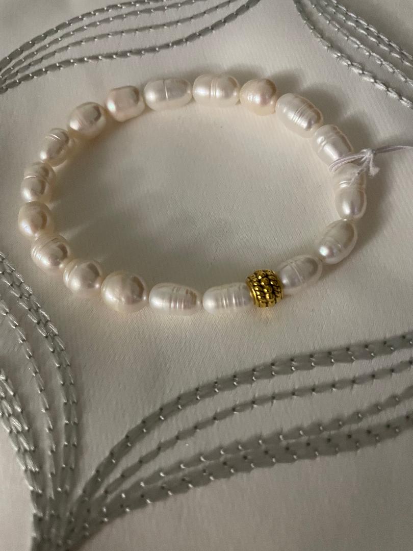 Freshwater Oval Pearl Bracelet