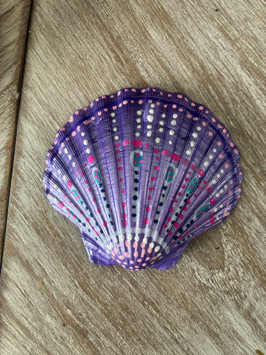 Large Scallop Shell Shades of Purple and Pink