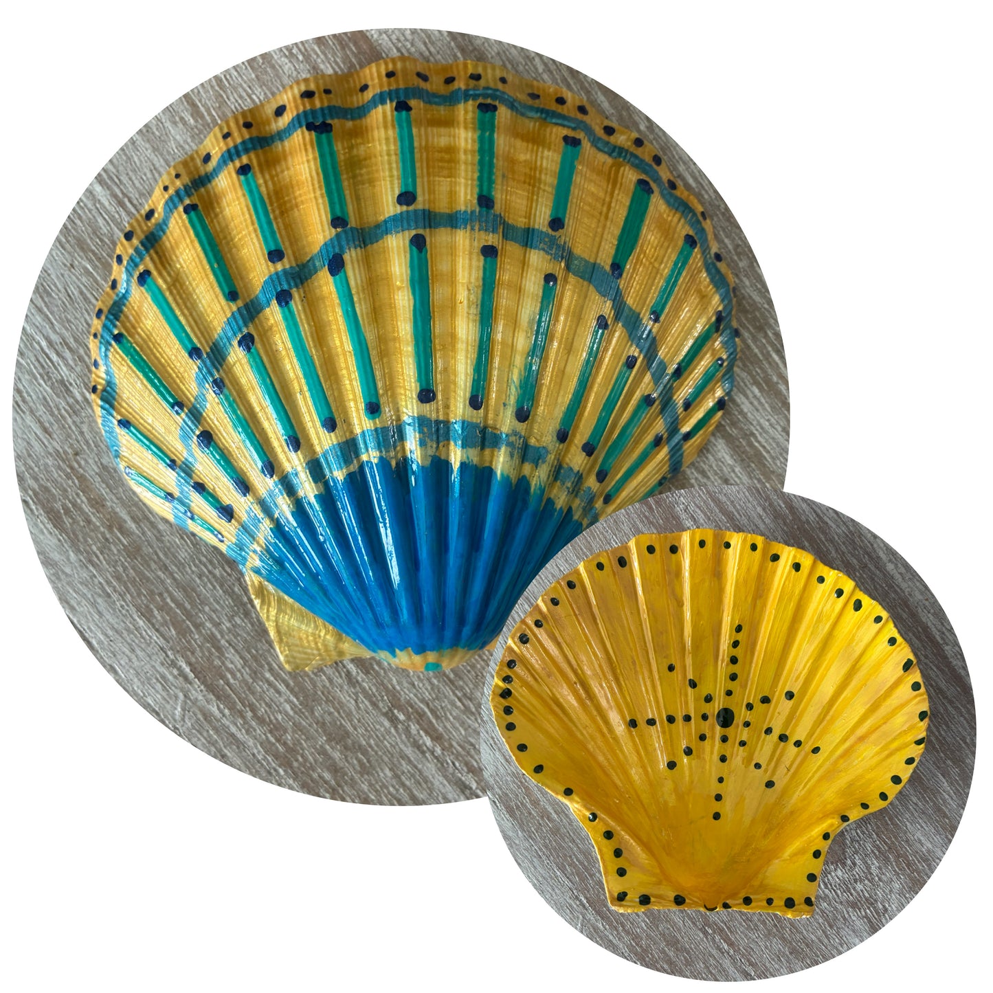 Large Scallop Shell Shades of Yellow, Gold and Blue
