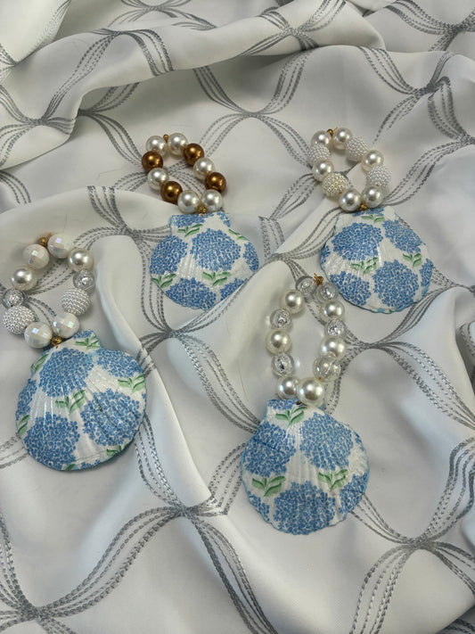 Mini hanging Scallop Shell Hydrangea and Pearls