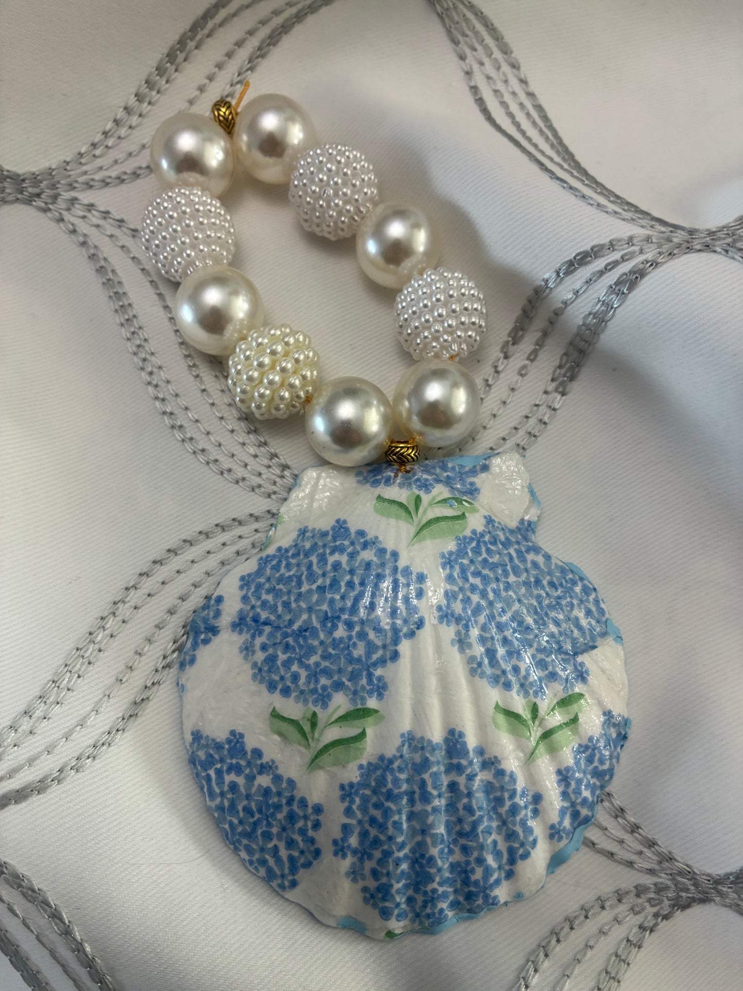 Blue Hydrangea Large Scallop Shell and Matching Mini Hanging Scallop