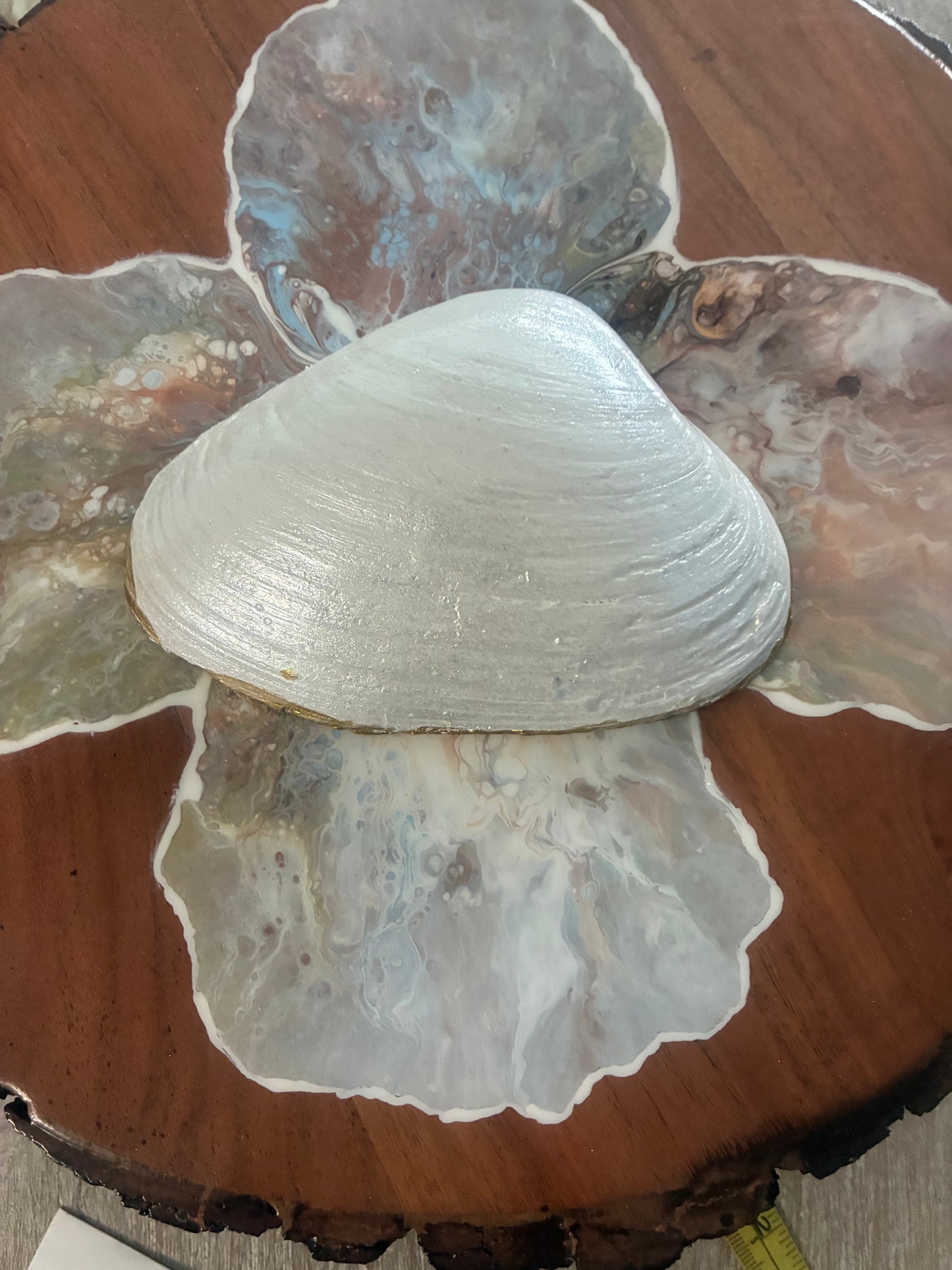 Extra Large Deep Blue Sea Clam Shell
