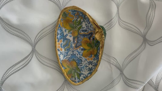 Extra Large Clam Summer Fruit Blue Tiles with Lemon