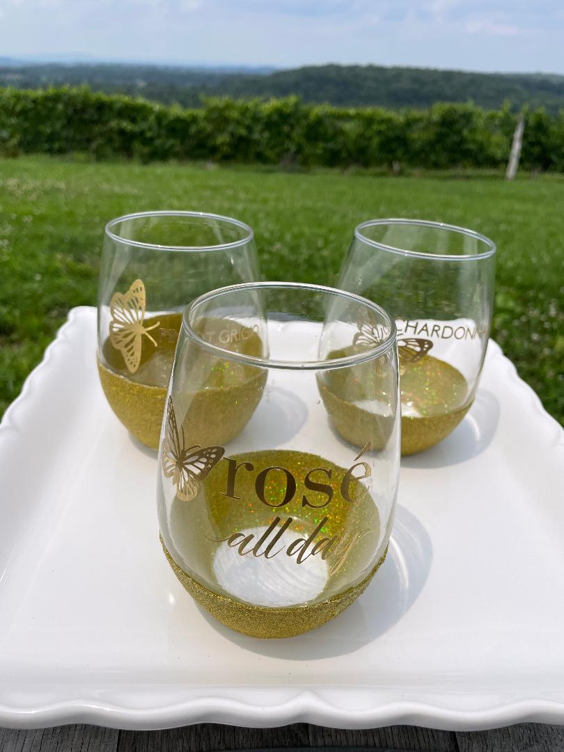 Customized Wine Glasses