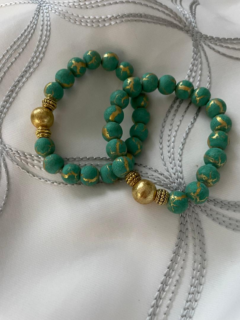 Green and Gold Stretch Bracelet