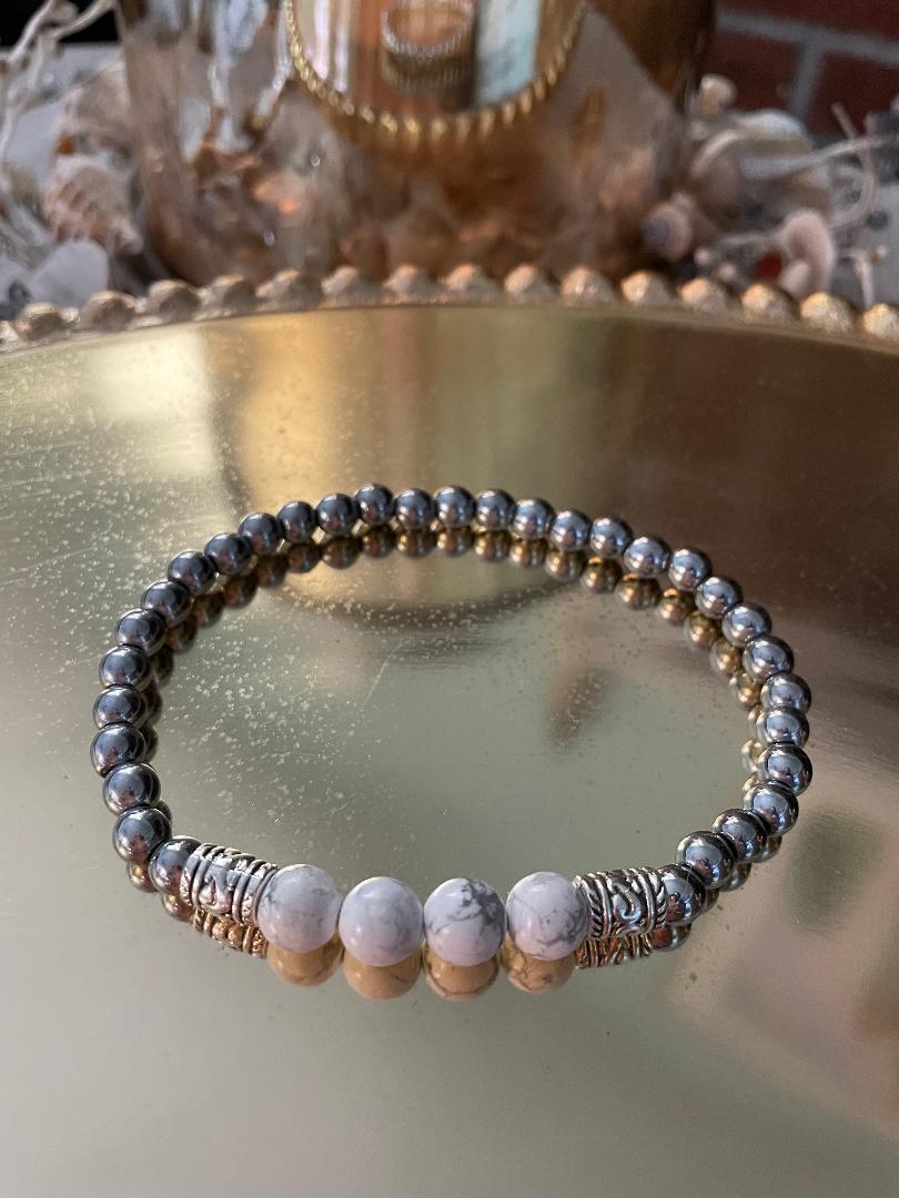 Unisex Silver Hematite and Howlite Beads Stretch Bracelet